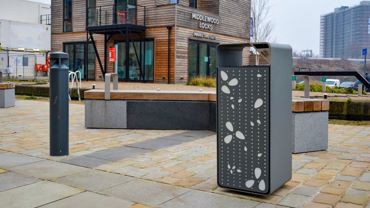 Middlewood lock box litter bin