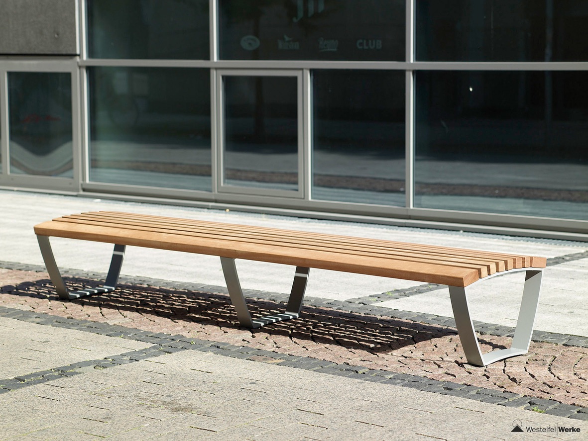 Cado Corpus Seating