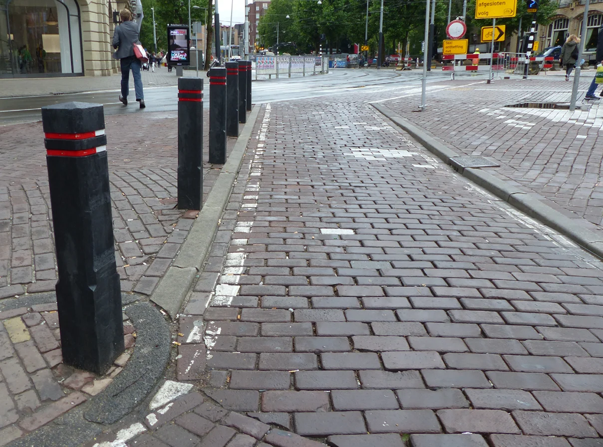 Diamond Bollard