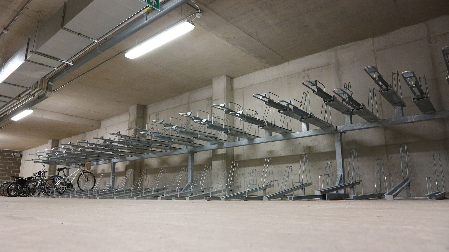 Everest Double-Decker Cycle Rack