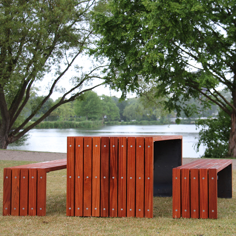 Linn Seating