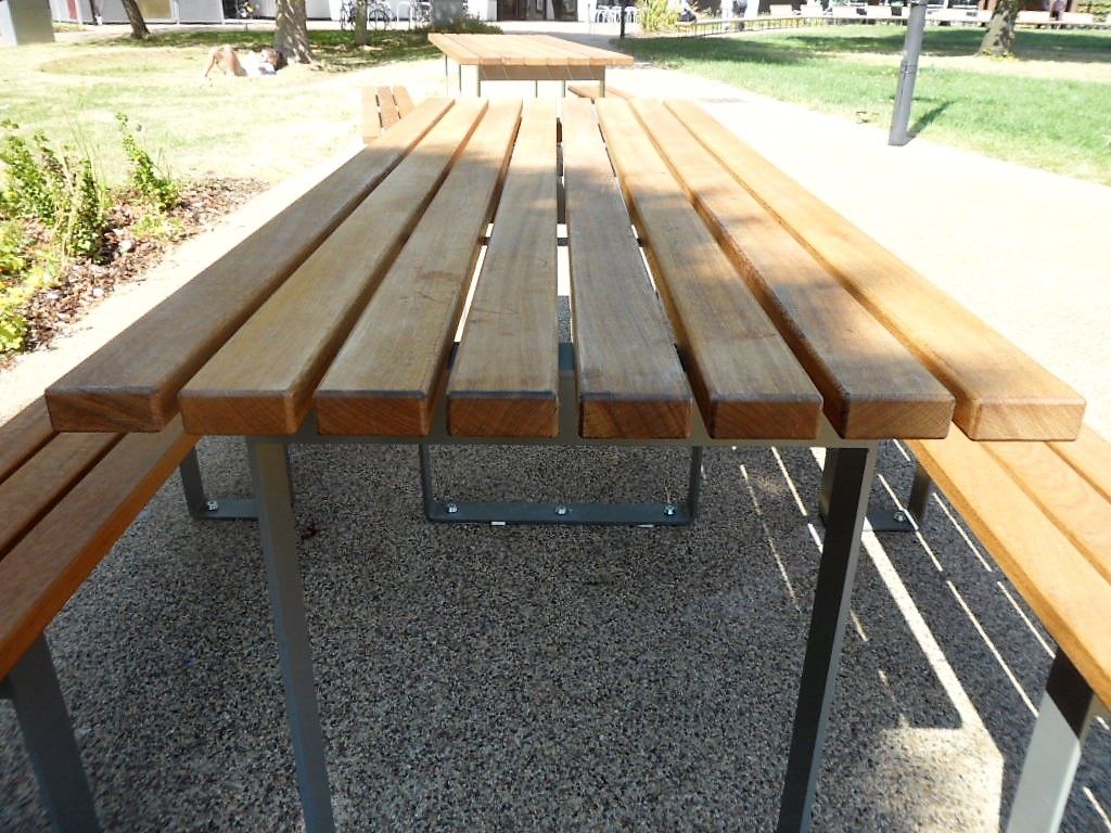 Brunswick Picnic Table