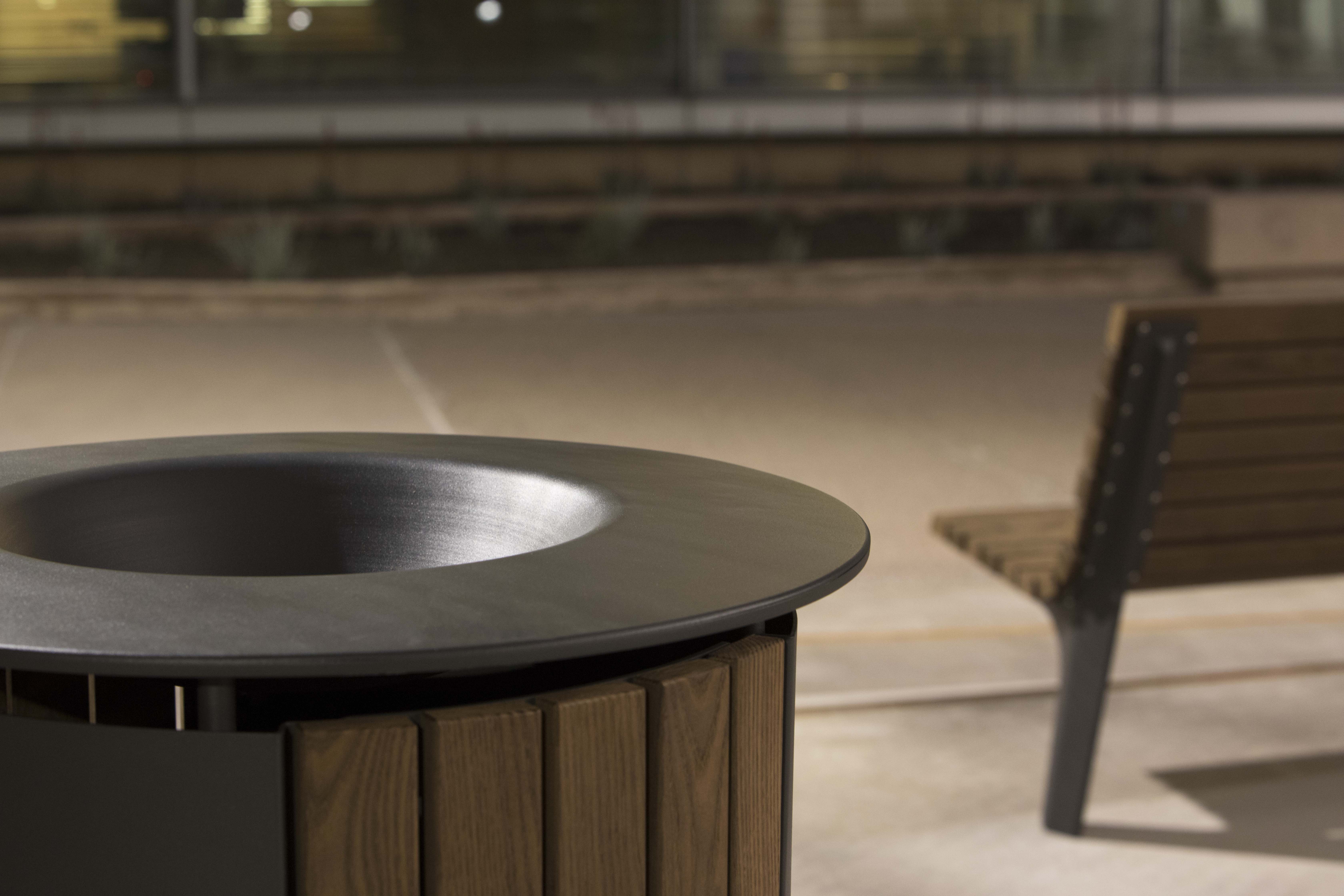 Generation 50 Litter Bin