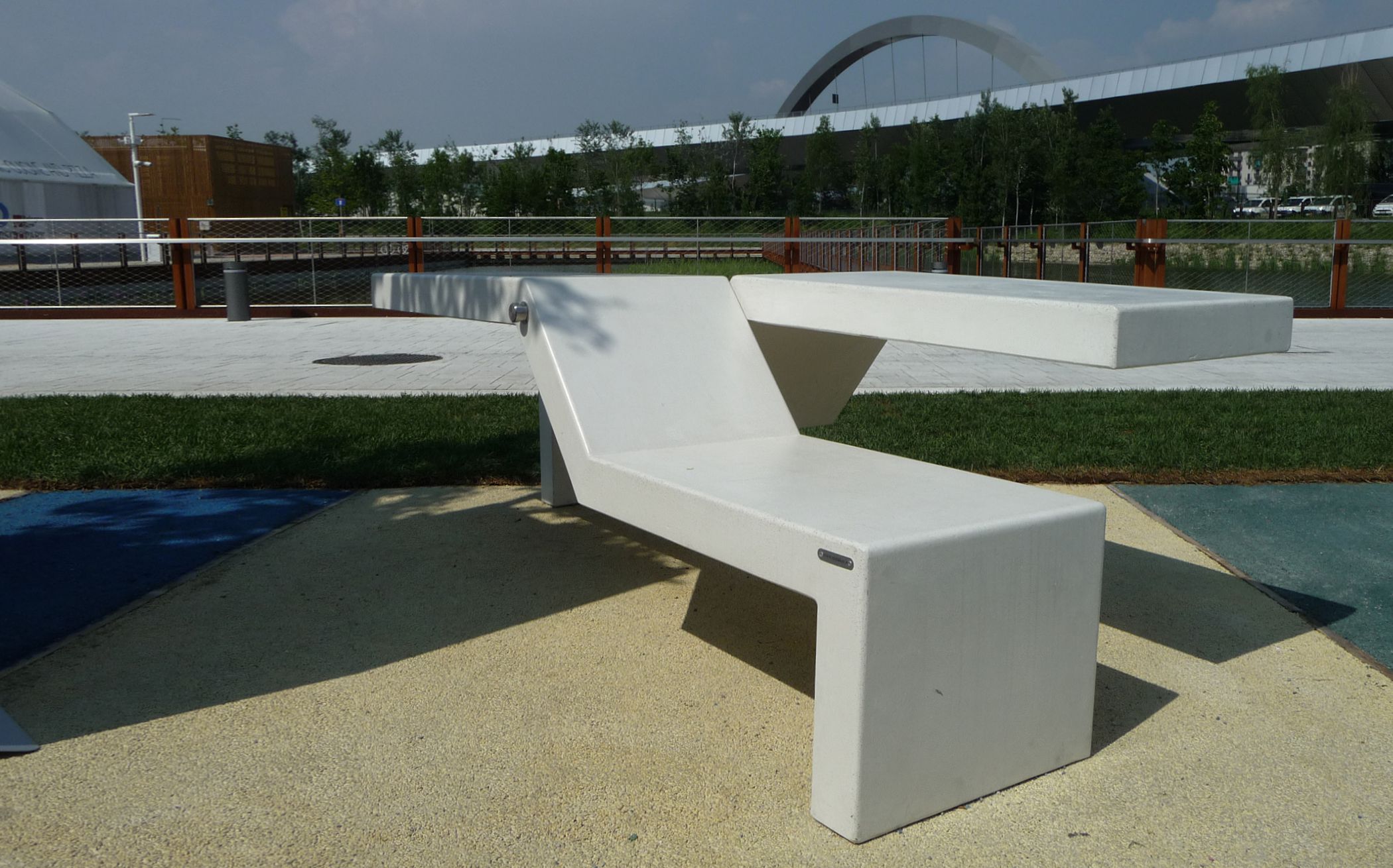 Twin Seating