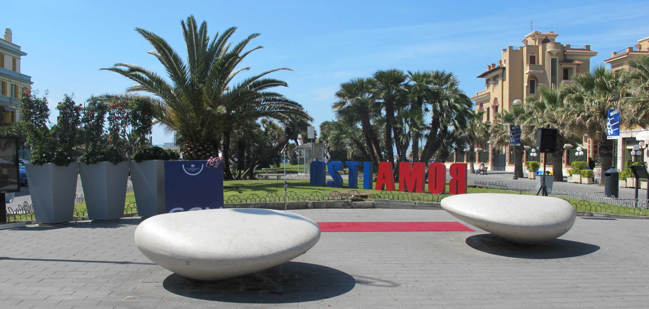 Moonstone Seating