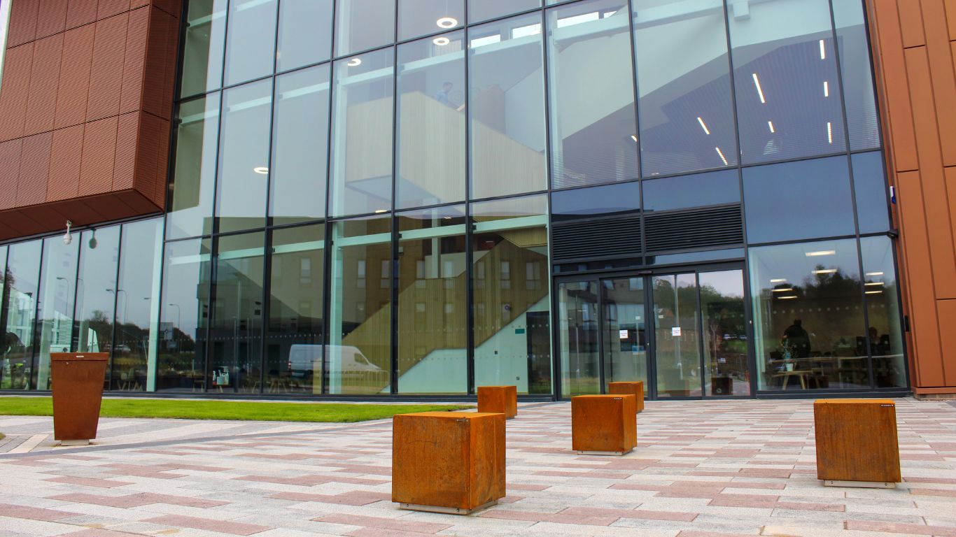 Harper & Keele Veterinary School, Staffordshire