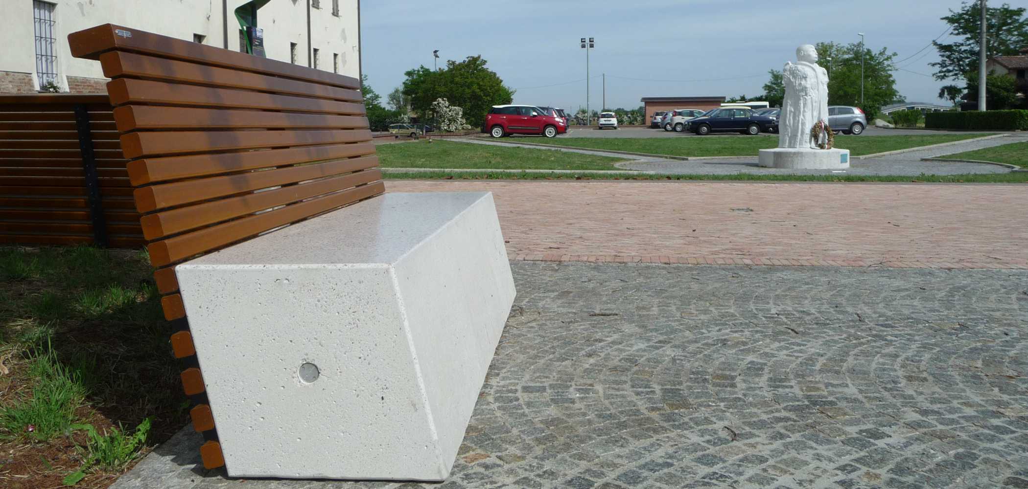 Anastasio-Makatite-Realgar Seating