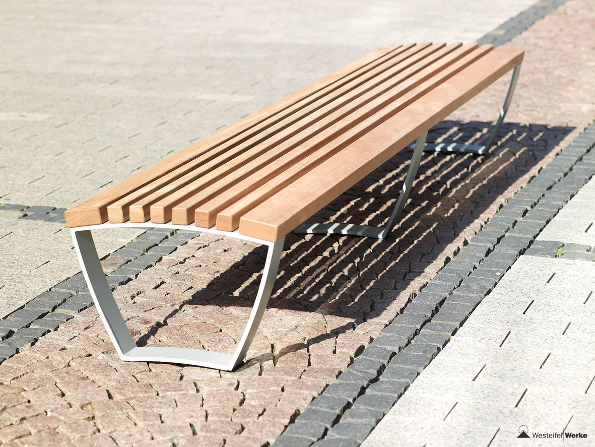 Cado Corpus Seating