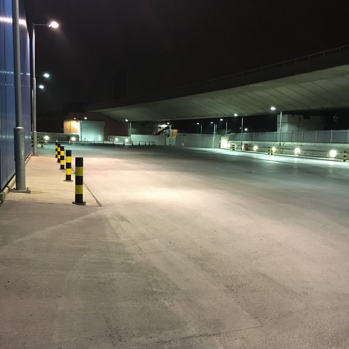 Yard Bollard