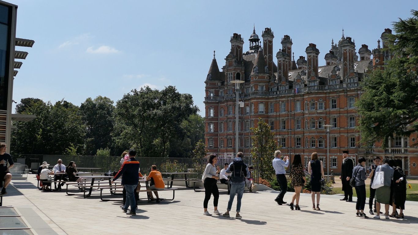 UoL Royal Holloway, London