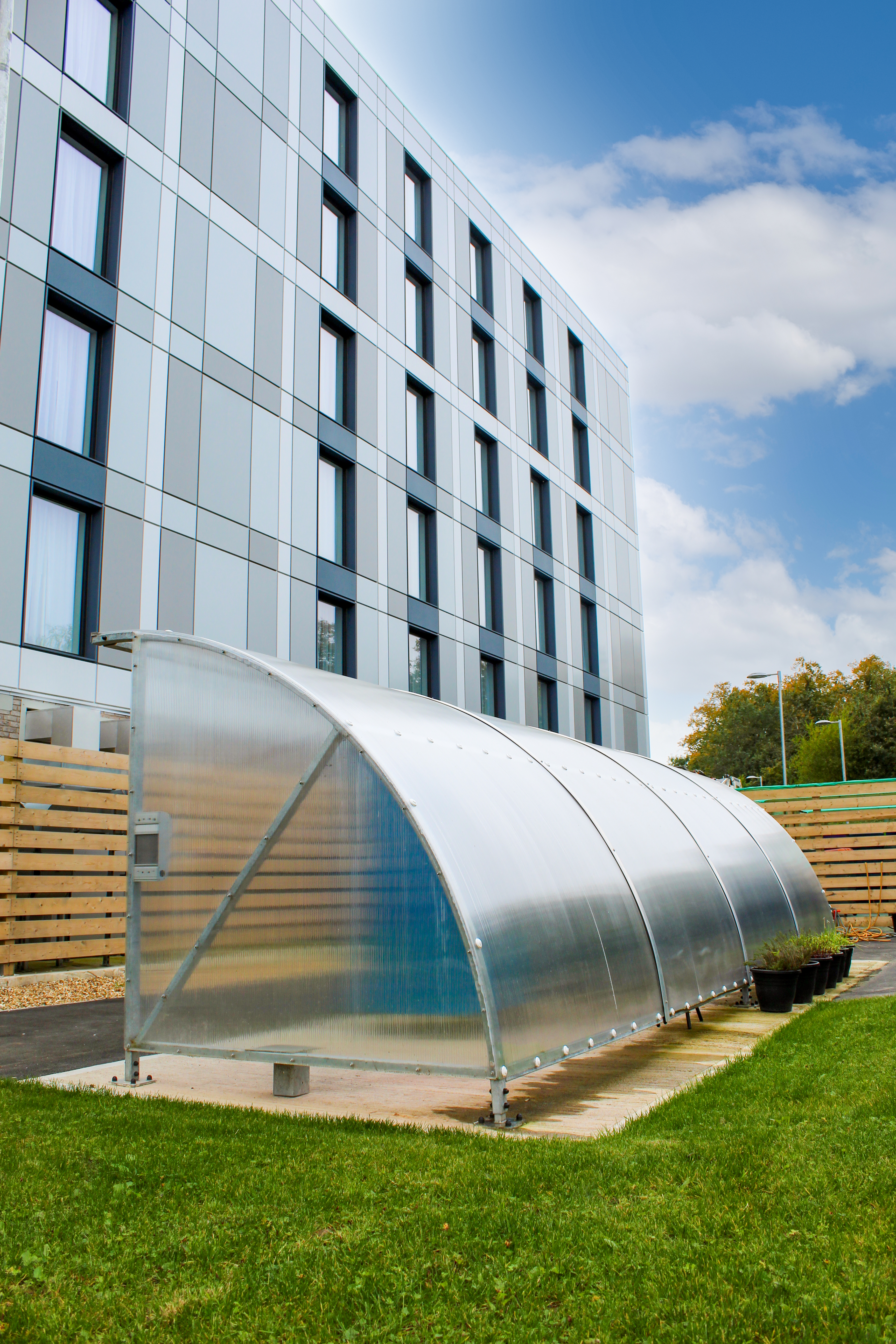 Hennessy Cycle Shelter