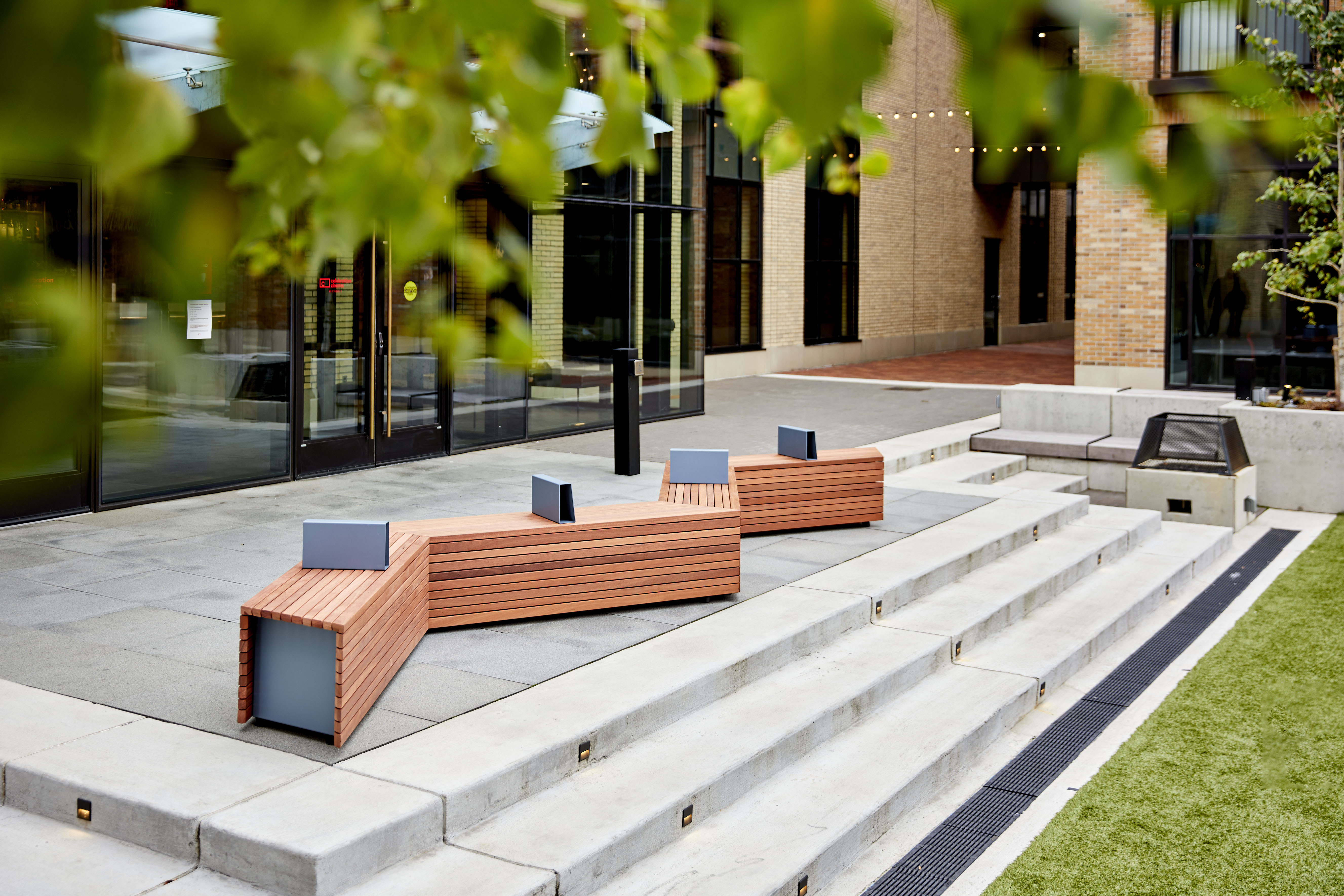 Parallel 42 Seating