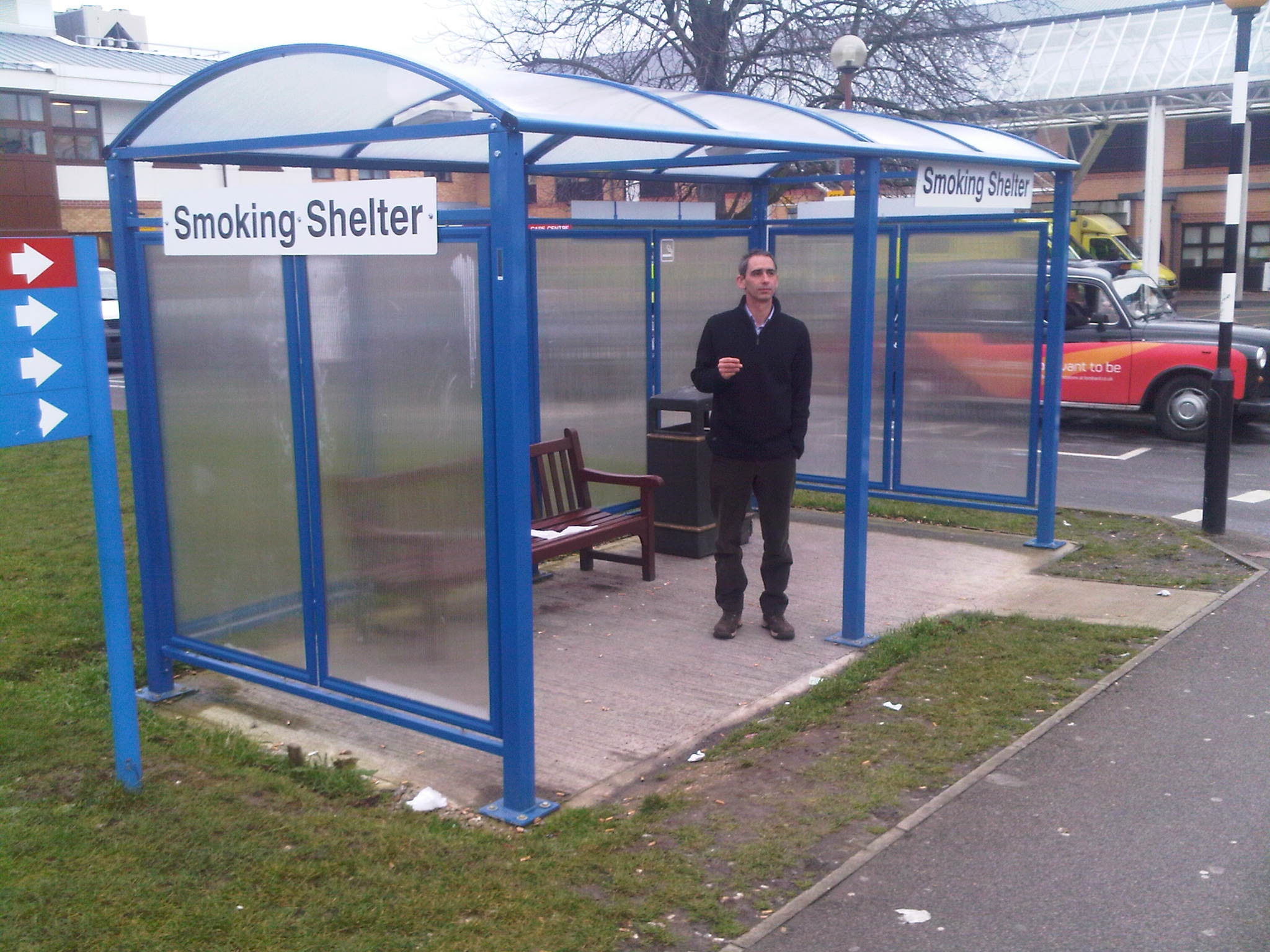Classic Smoking Shelter