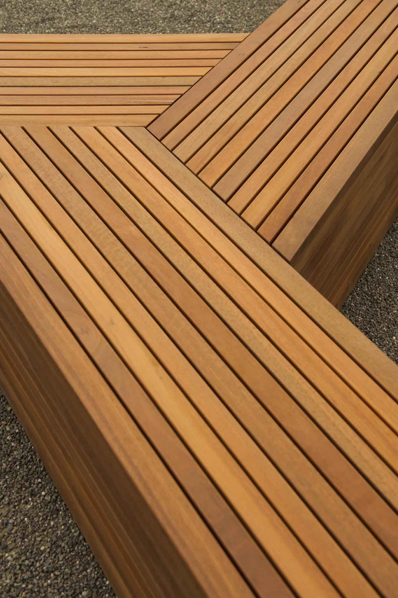 Parallel 42 Seating