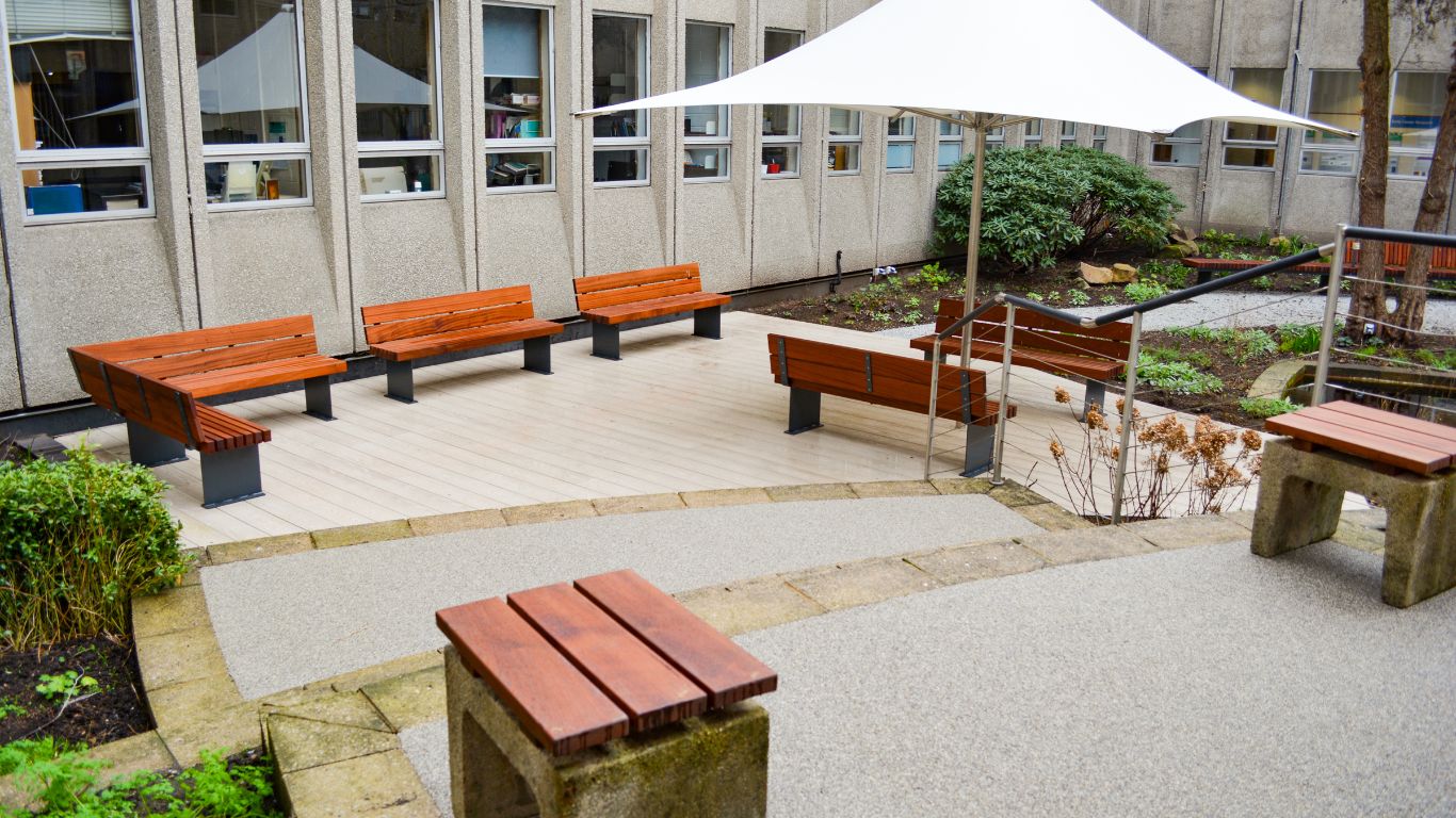 UoM Humanities Building Courtyard, Manchester
