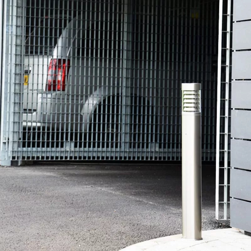 Pathos Illuminated Bollard