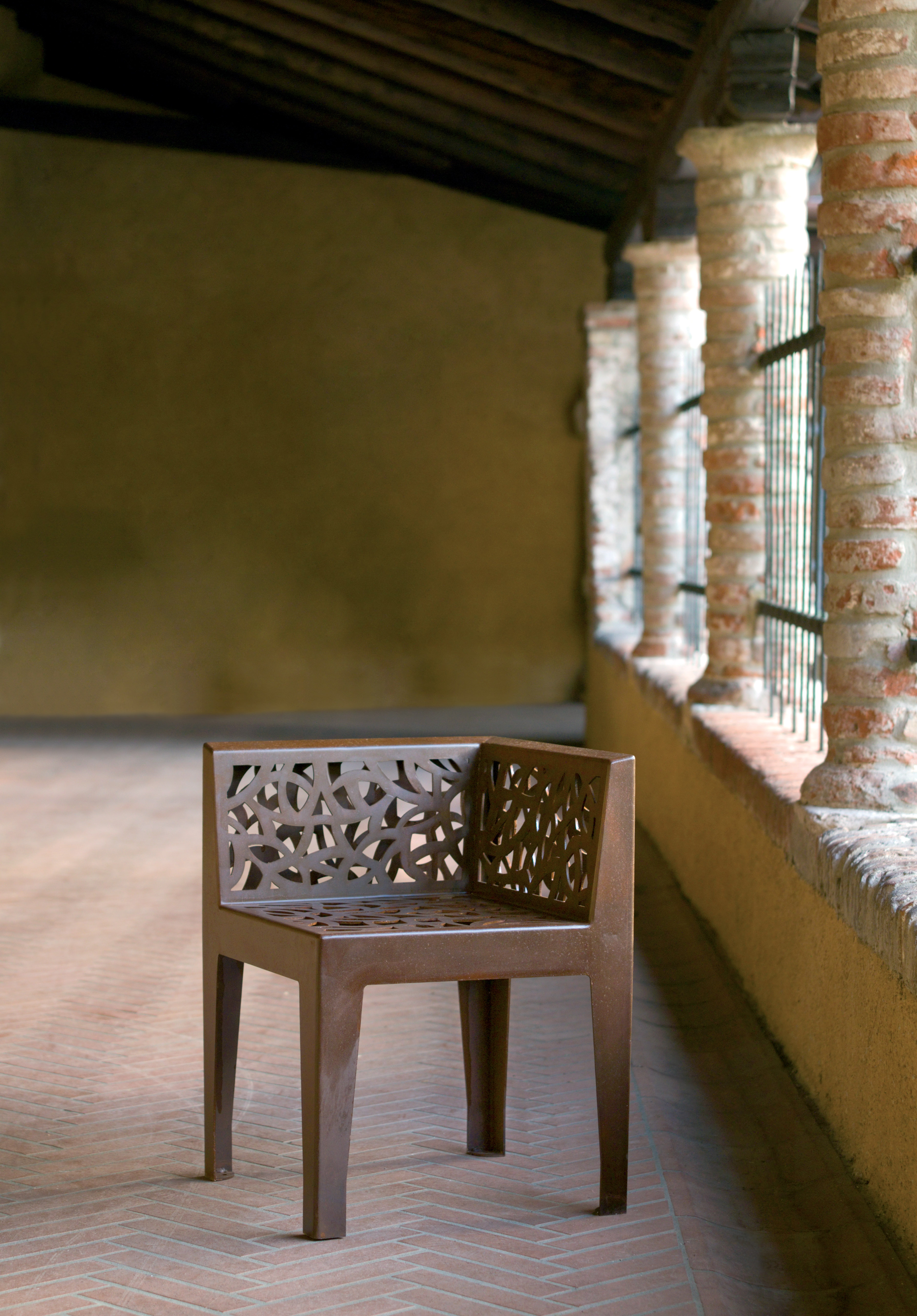 Stella Bench