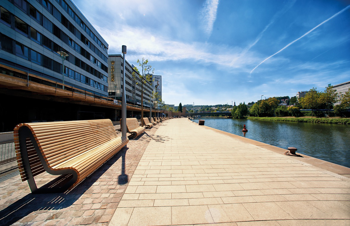 Saarbrucken Seating