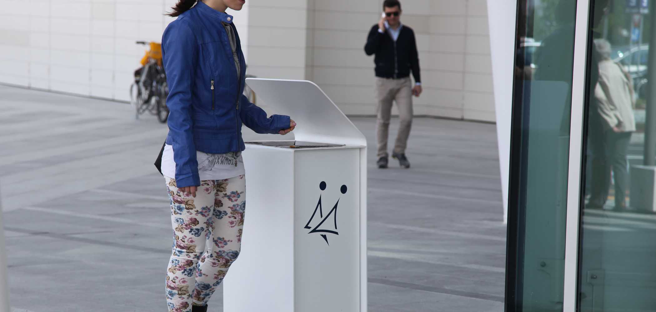 YES Litter Bin