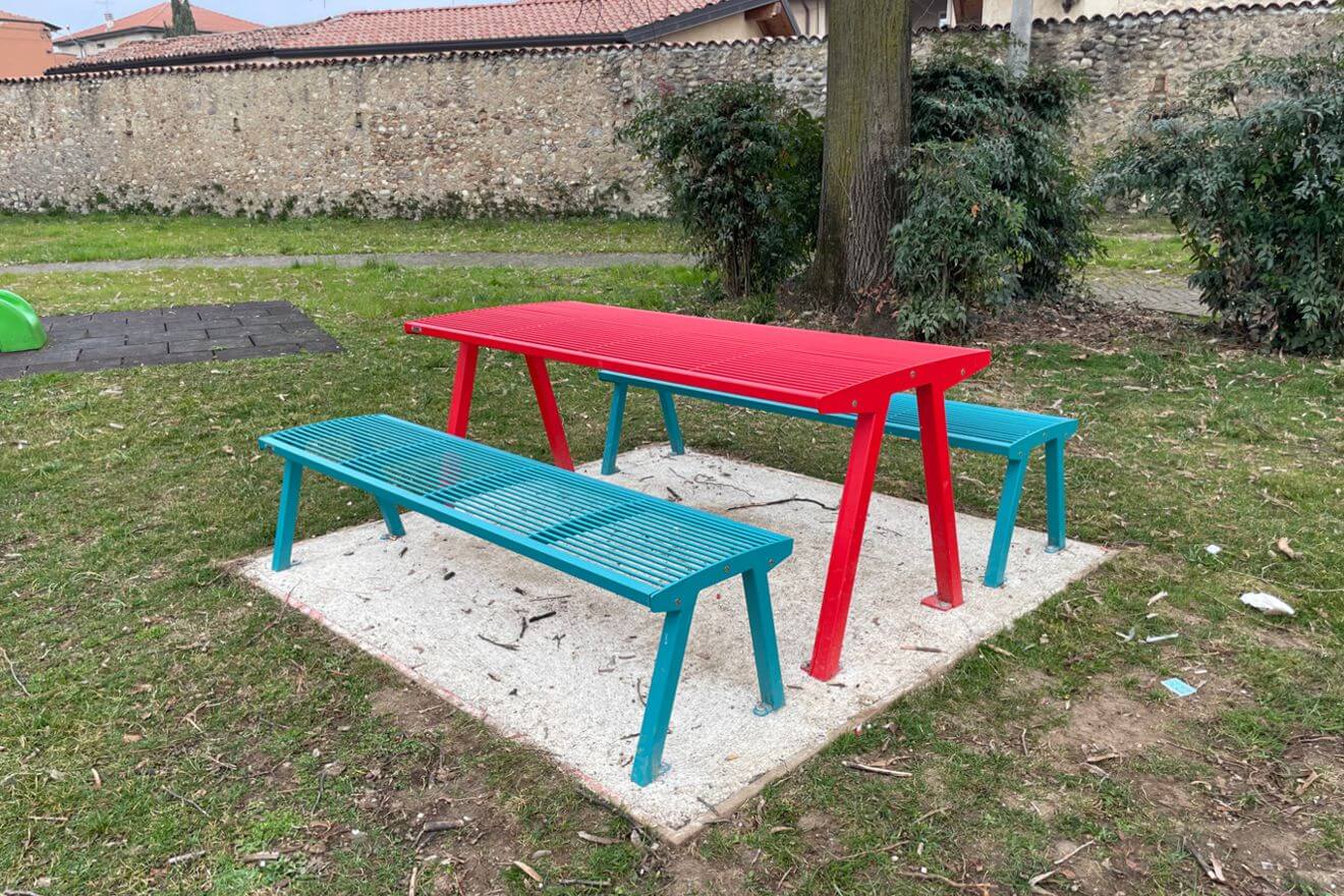 Noale Table