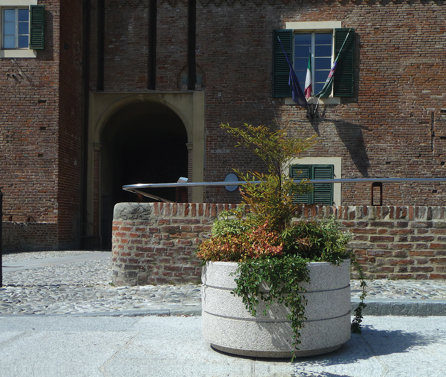 Onice Planter