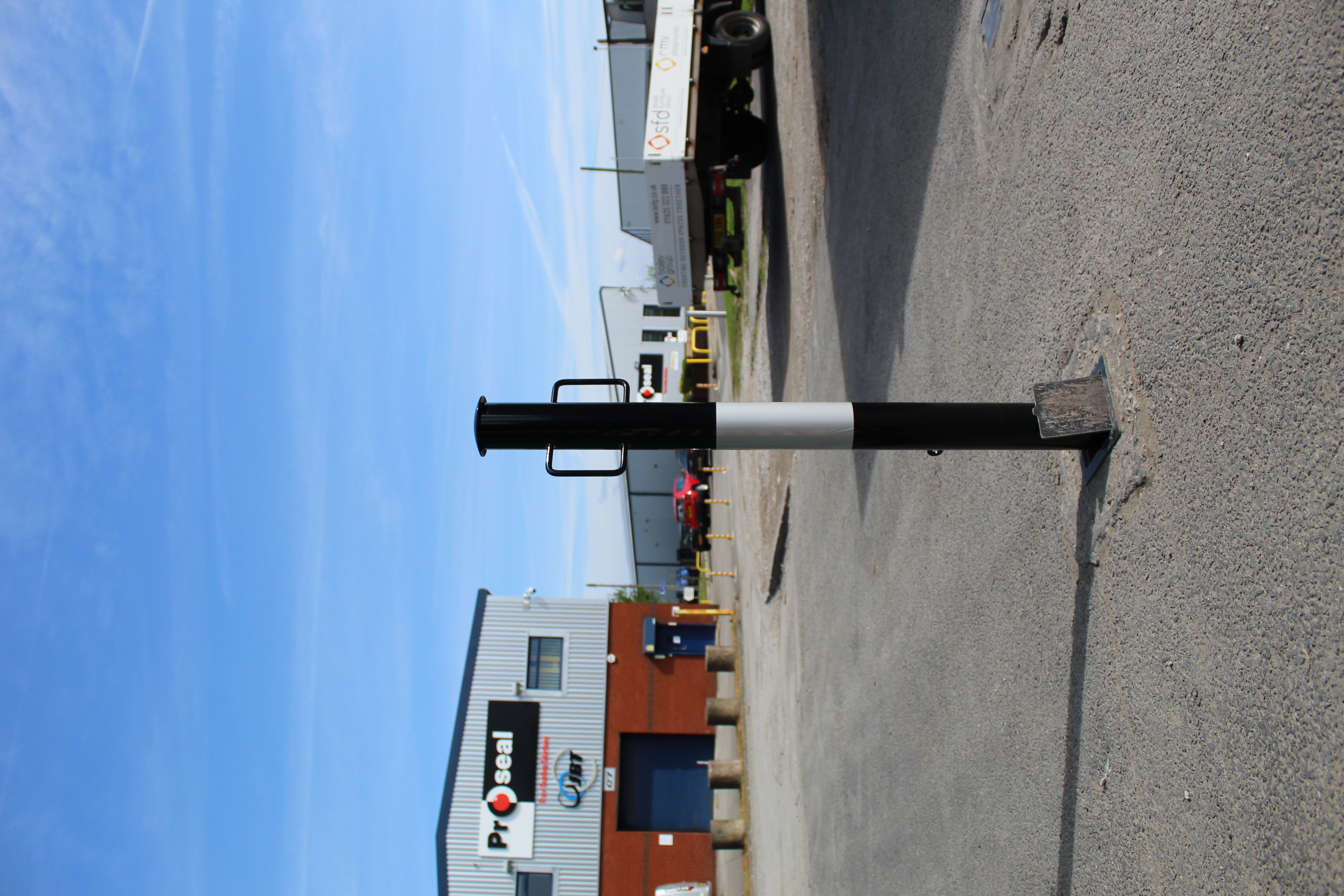 Black & White Removable Bollard