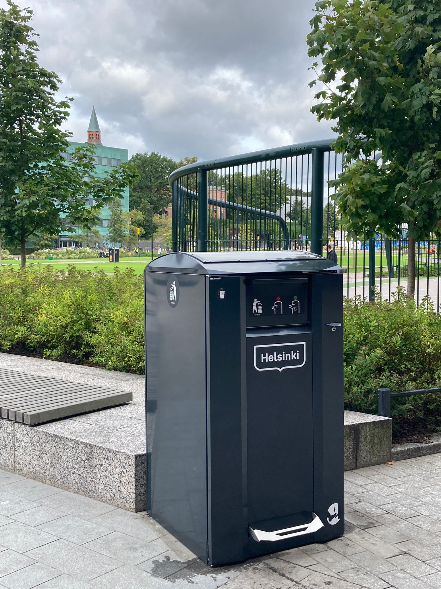 CitySolar Smart Bin