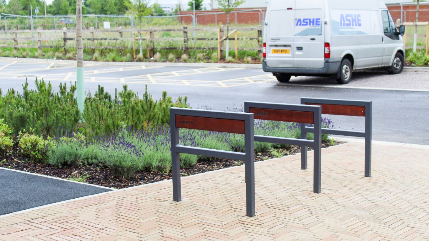 Linmere, Houghton Regis