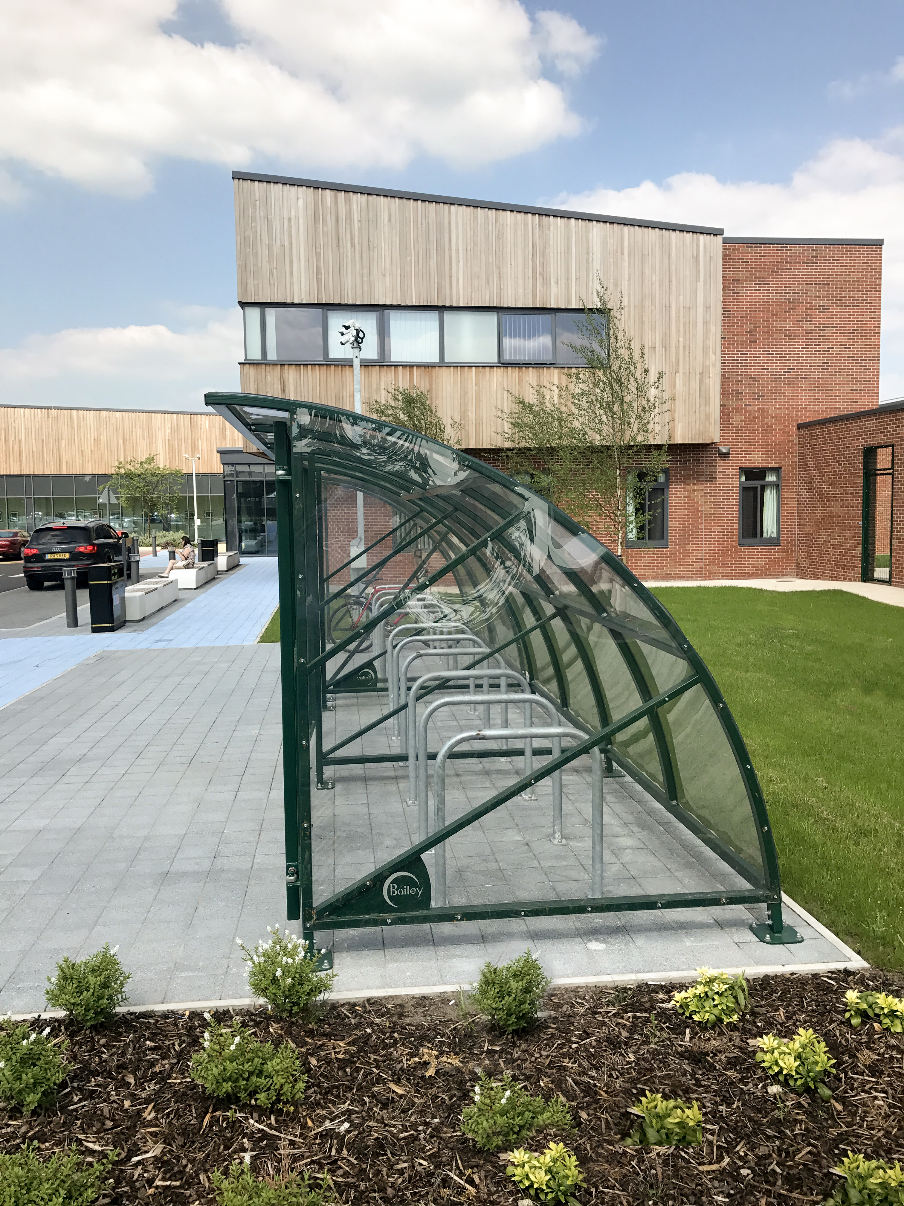 Hennessy Cycle Shelter