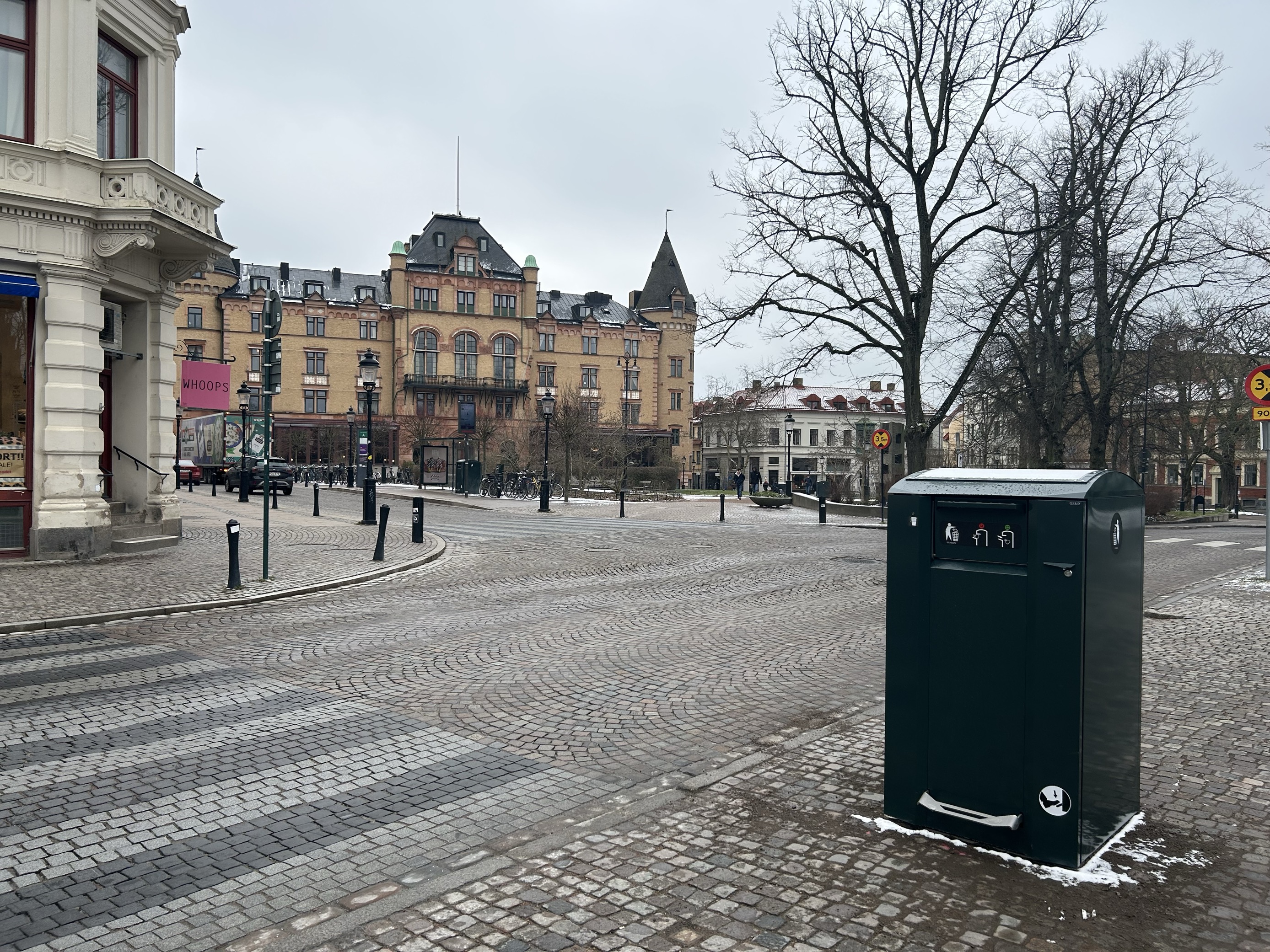 CitySolar Smart Bin