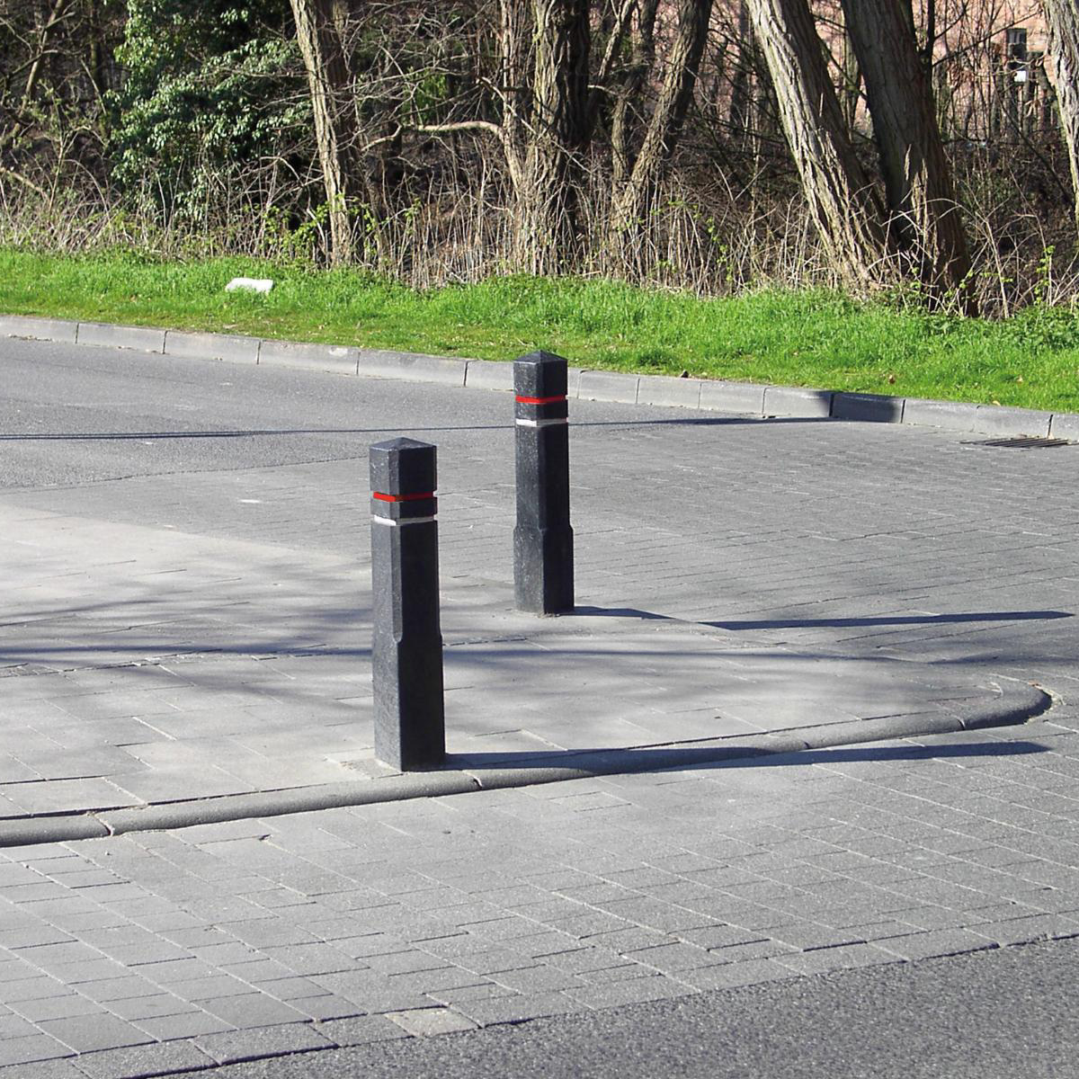 Diamond Bollard