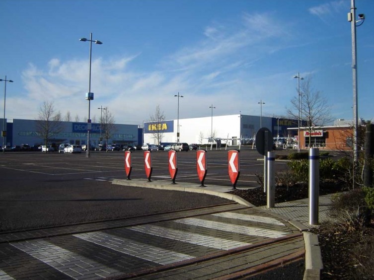 3Sixty Reflective Self-Righting Bollard