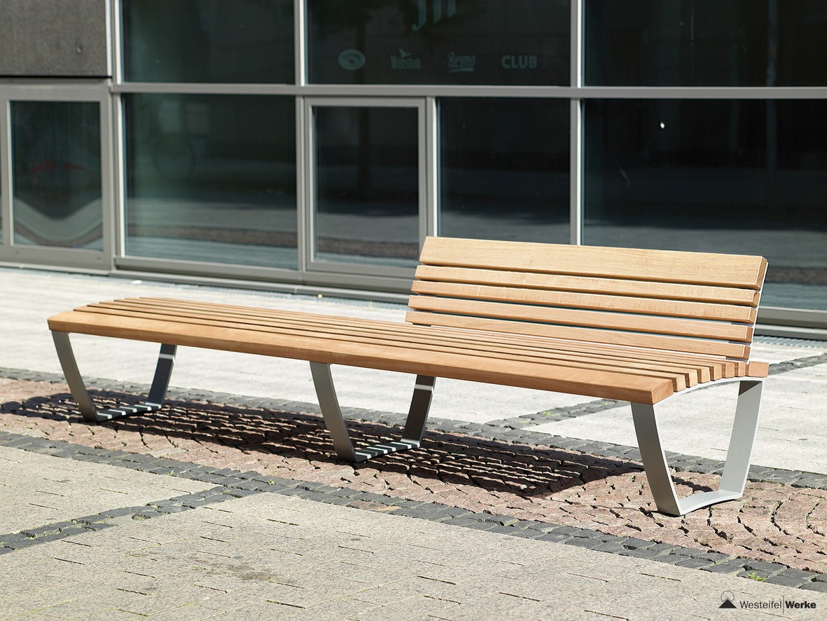 Cado Corpus Seating