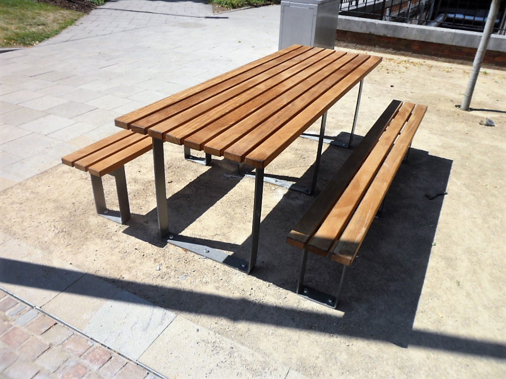 Brunswick Picnic Table