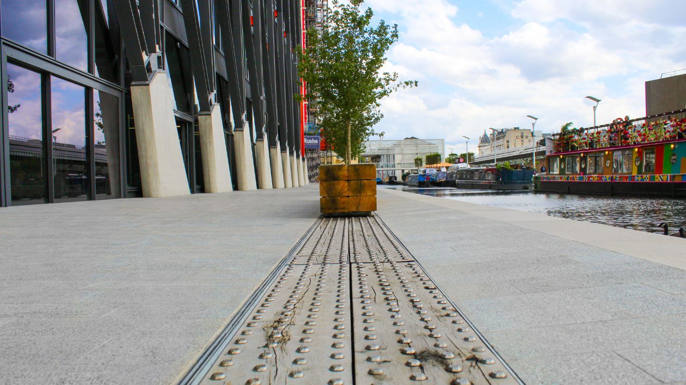 Paddington Brunel Canalside Walk, London