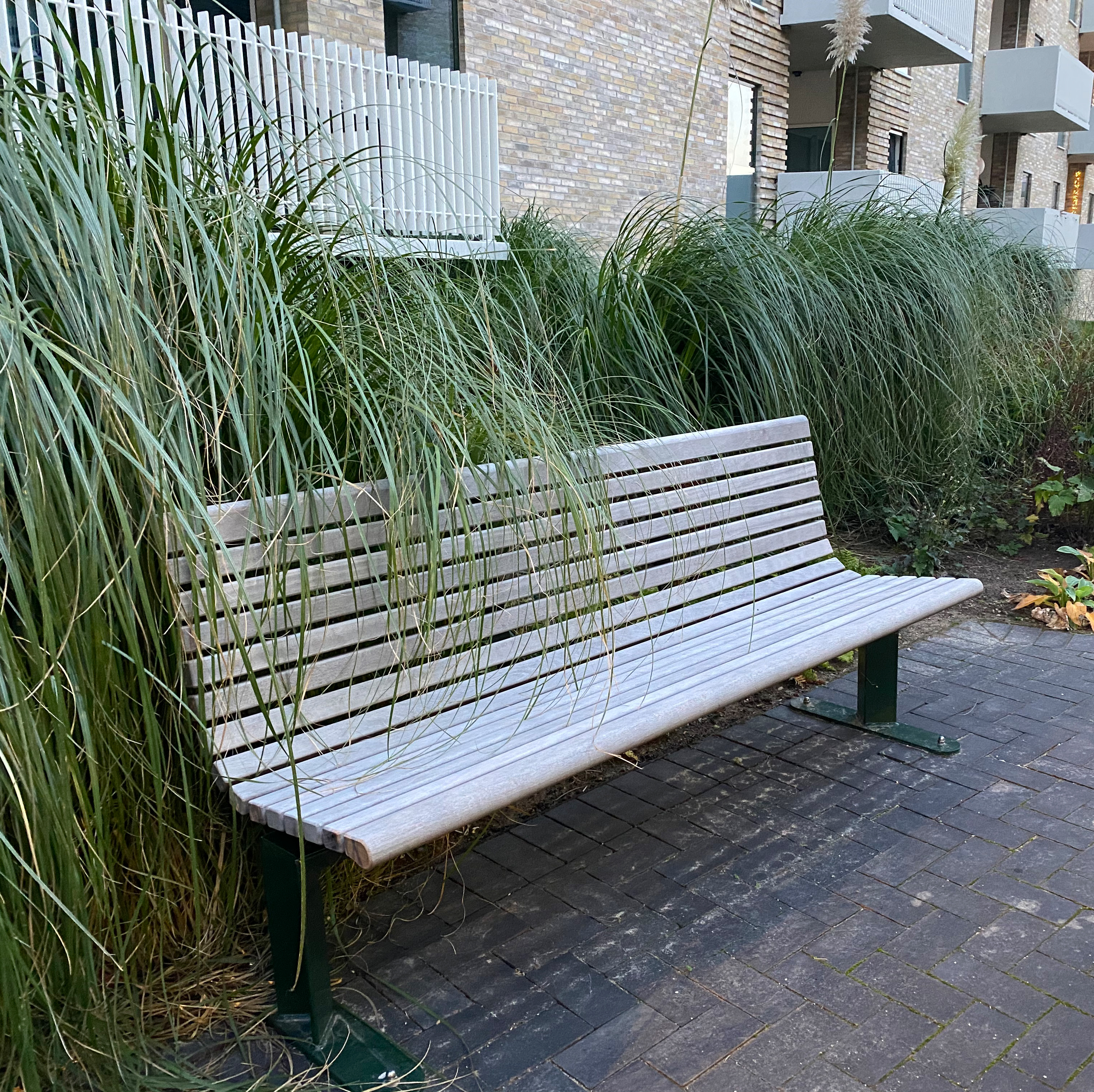 COMFORT Bench