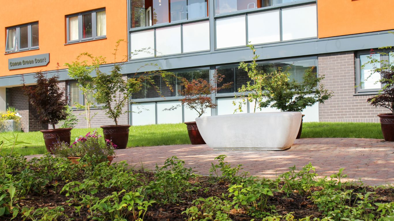Canon Green Court, Salford