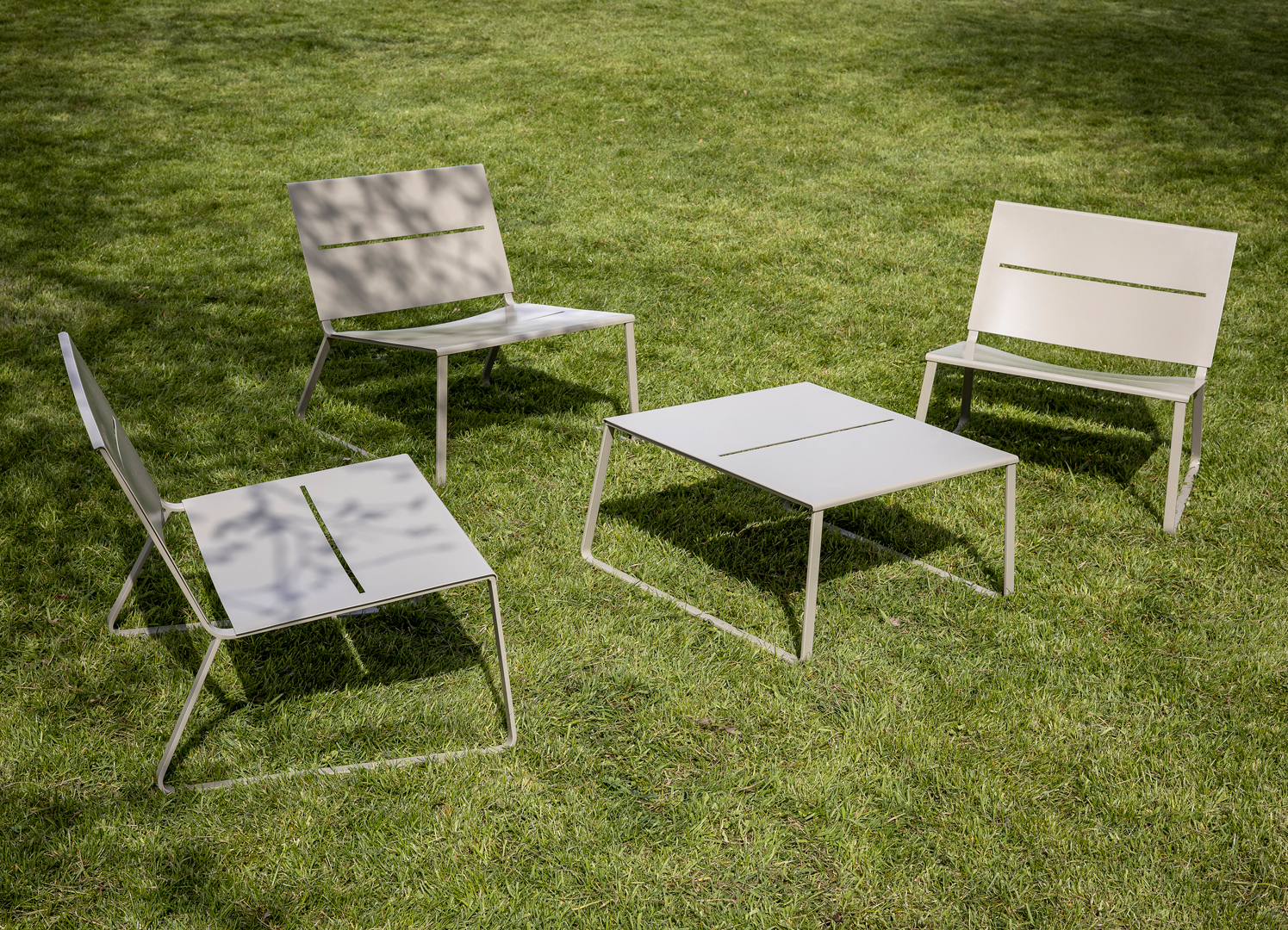 Teräs LO BO Lounge Table