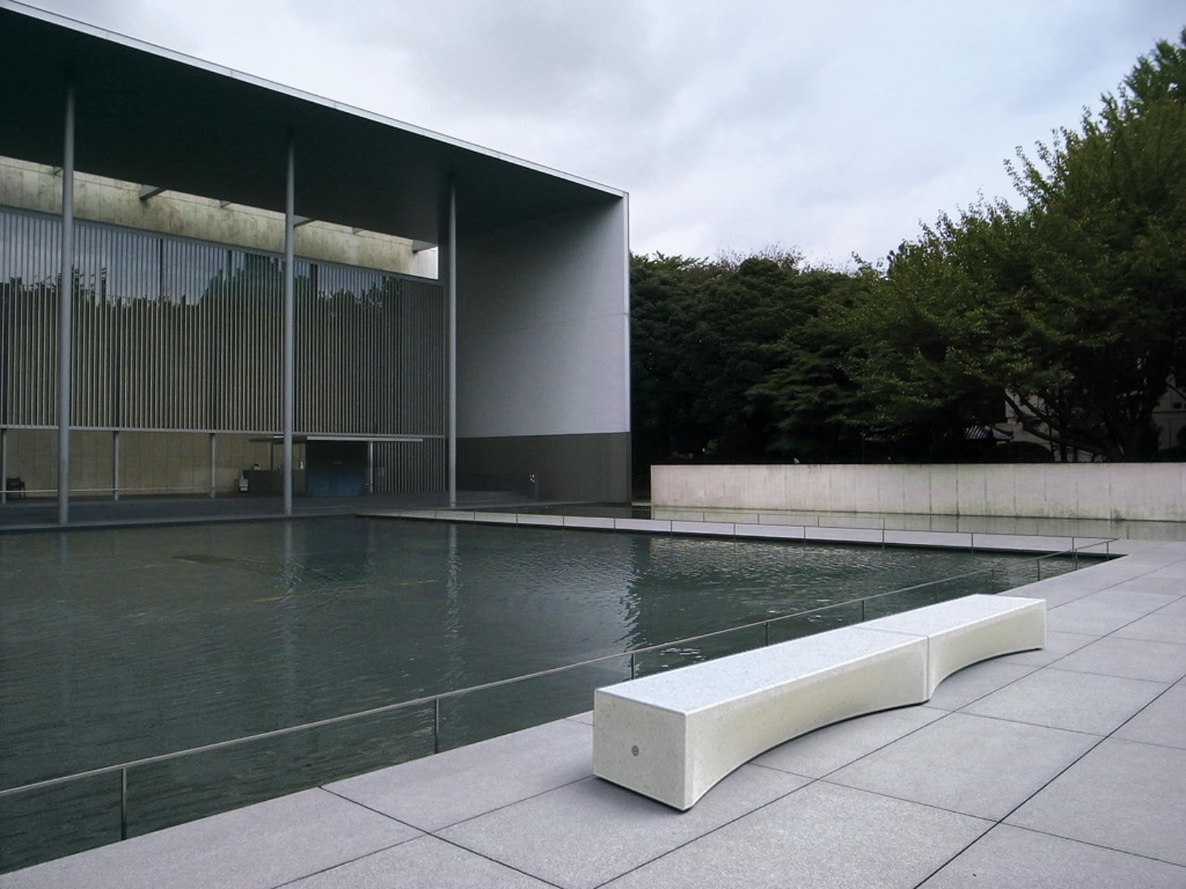 Tree Line Seating