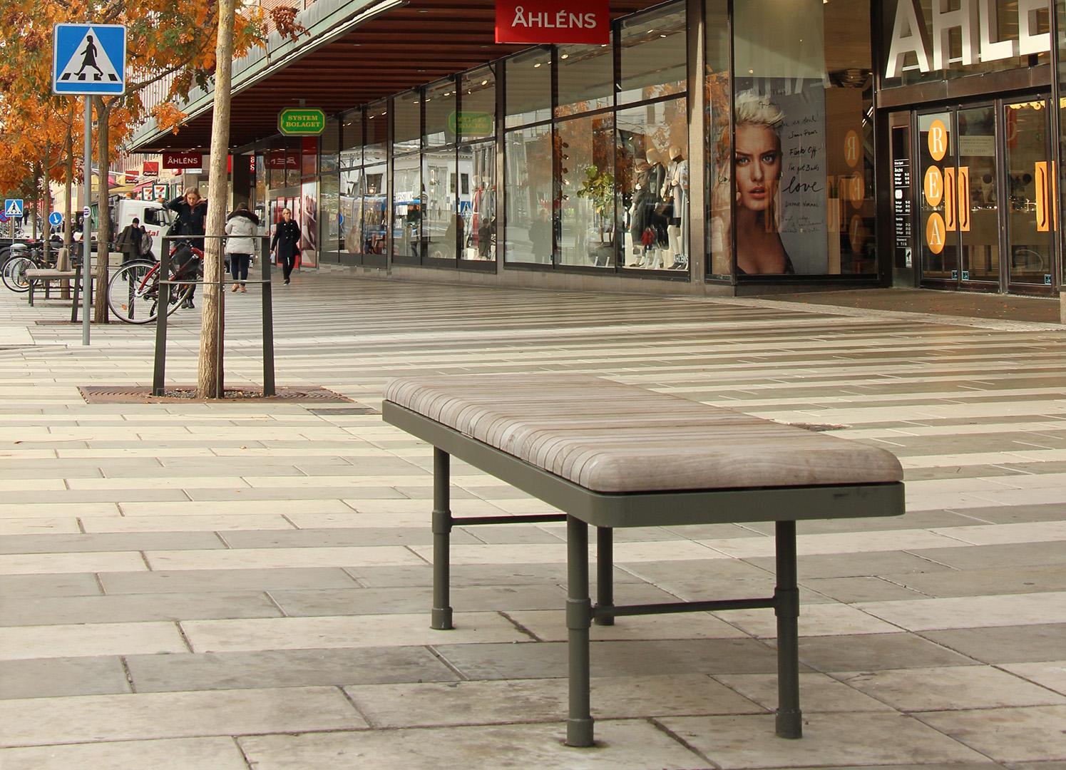 Klara Seating