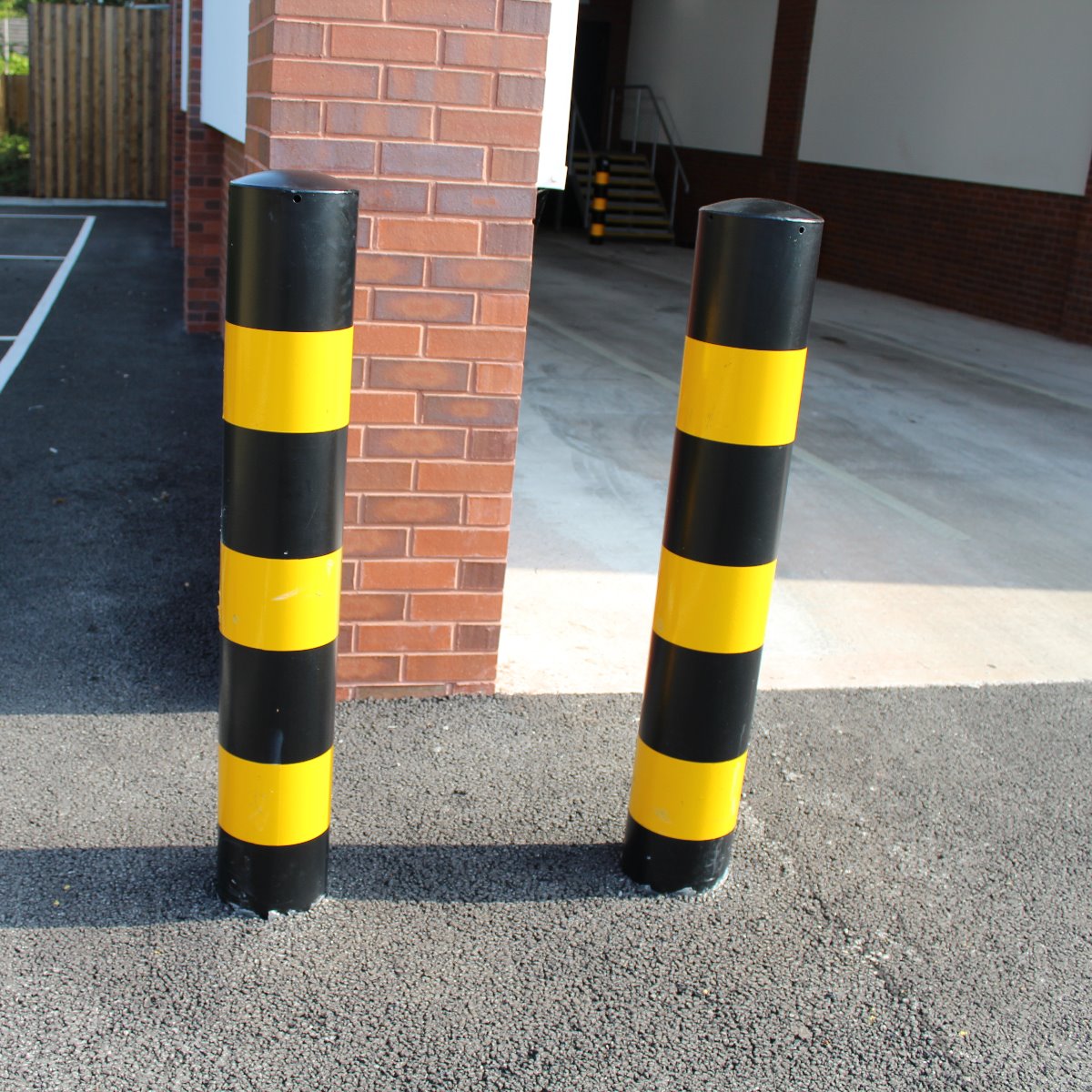 Yard Bollard