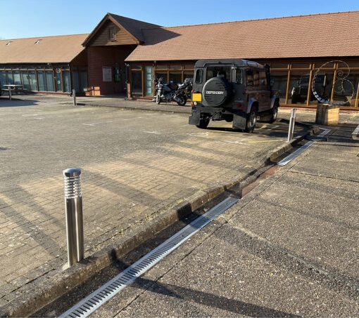 Stelled Illuminated Bollard