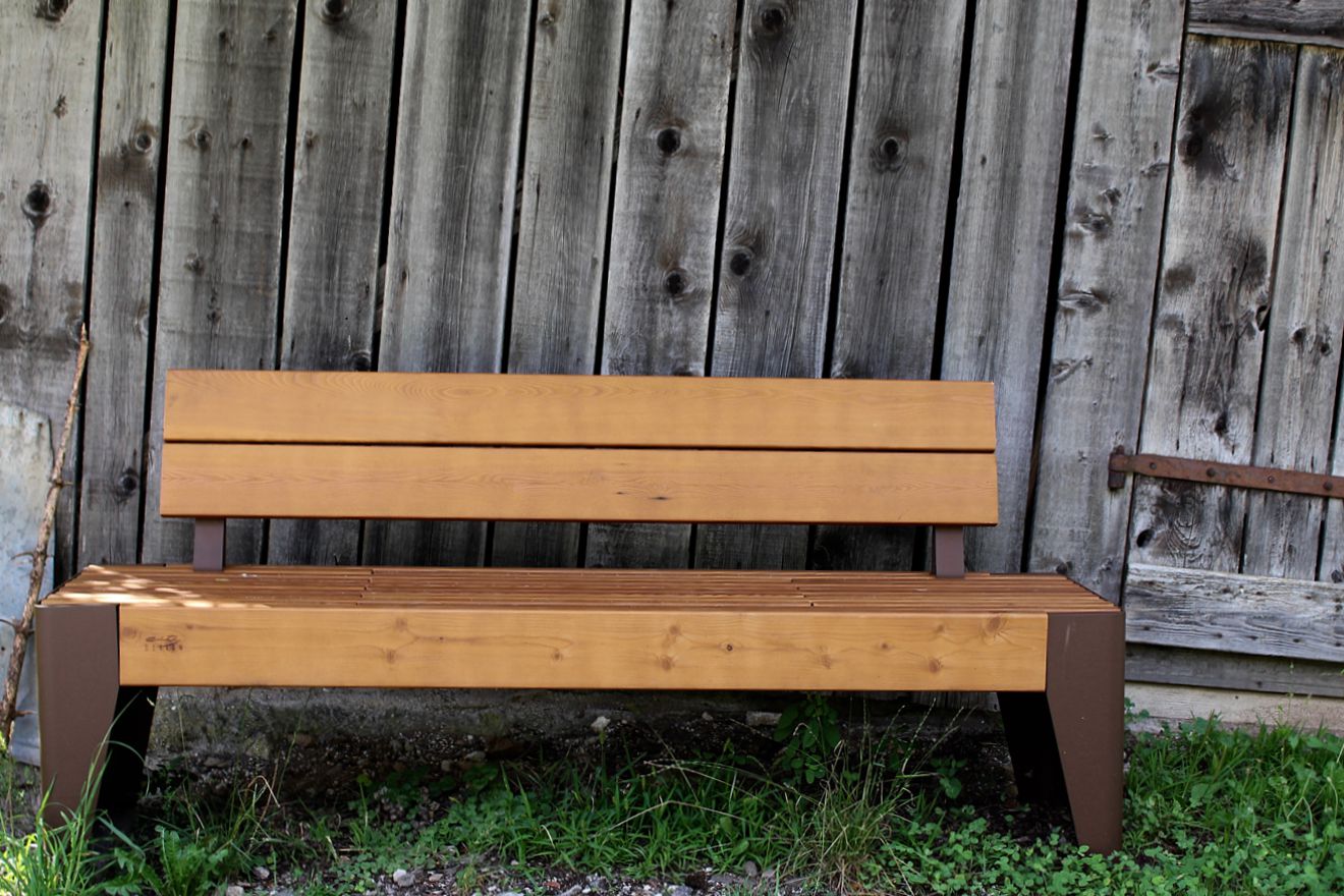 Fola Seating