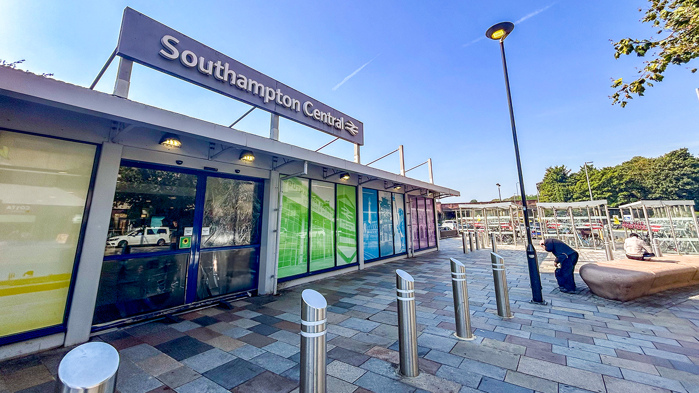Central Railway Station, Southampton