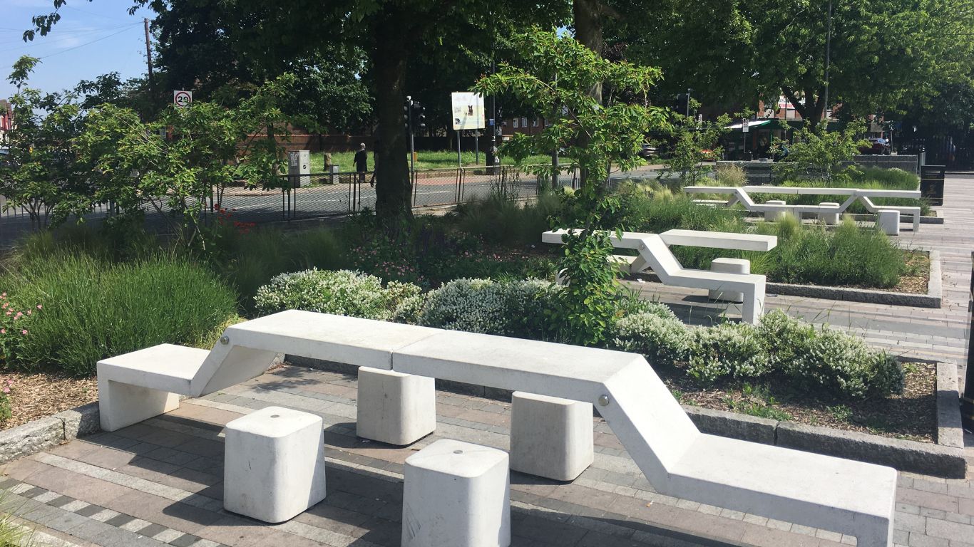 Tiber Square, Liverpool