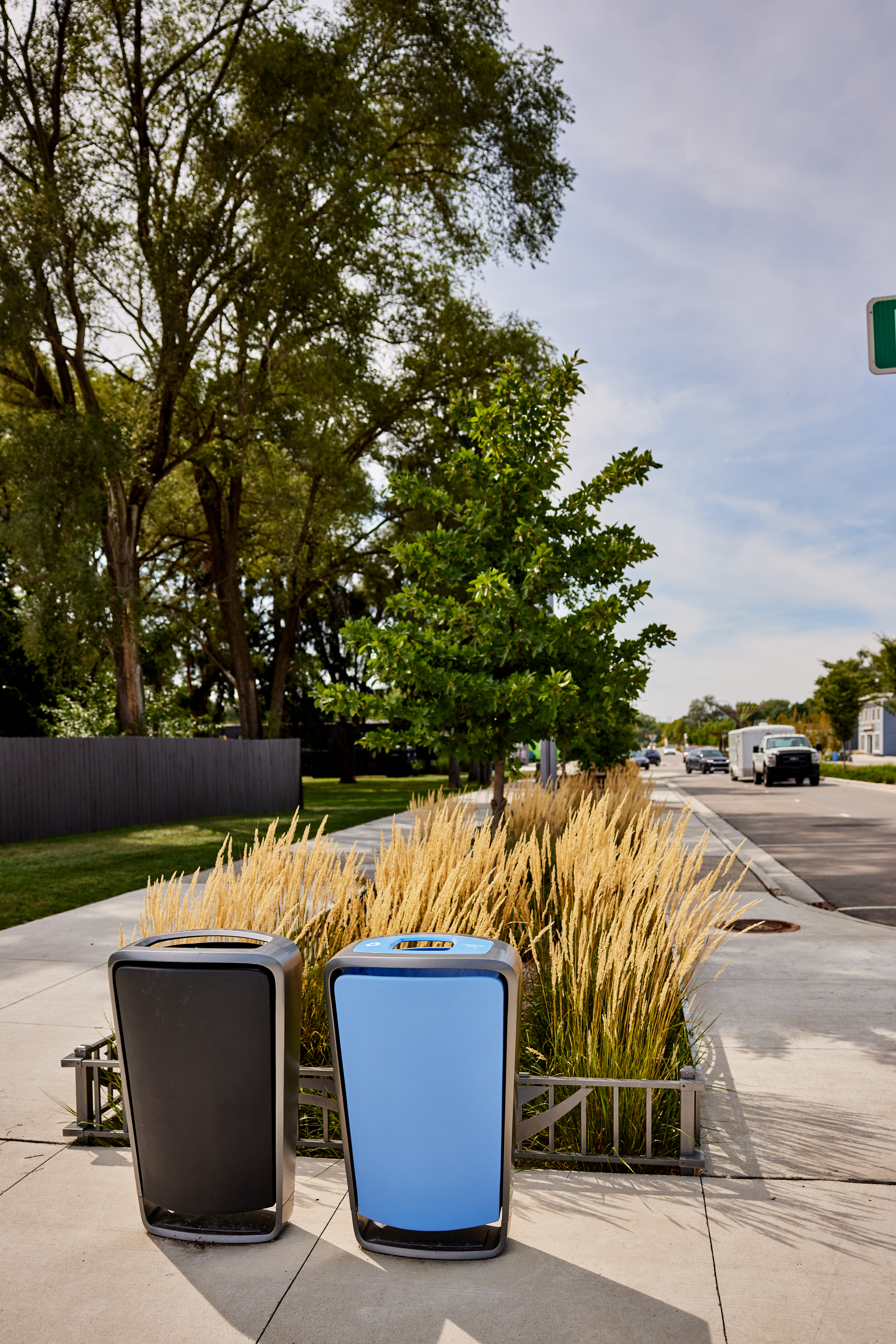 Collect Litter Bin
