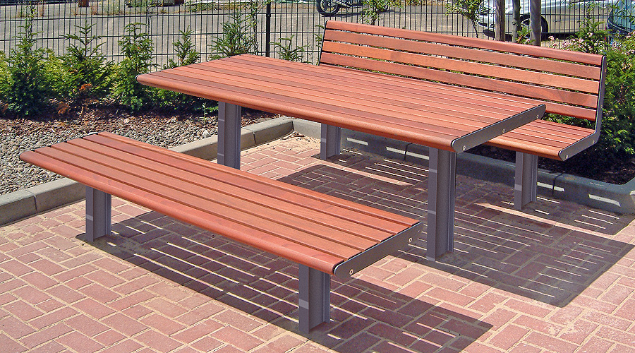 Paribus Picnic Table