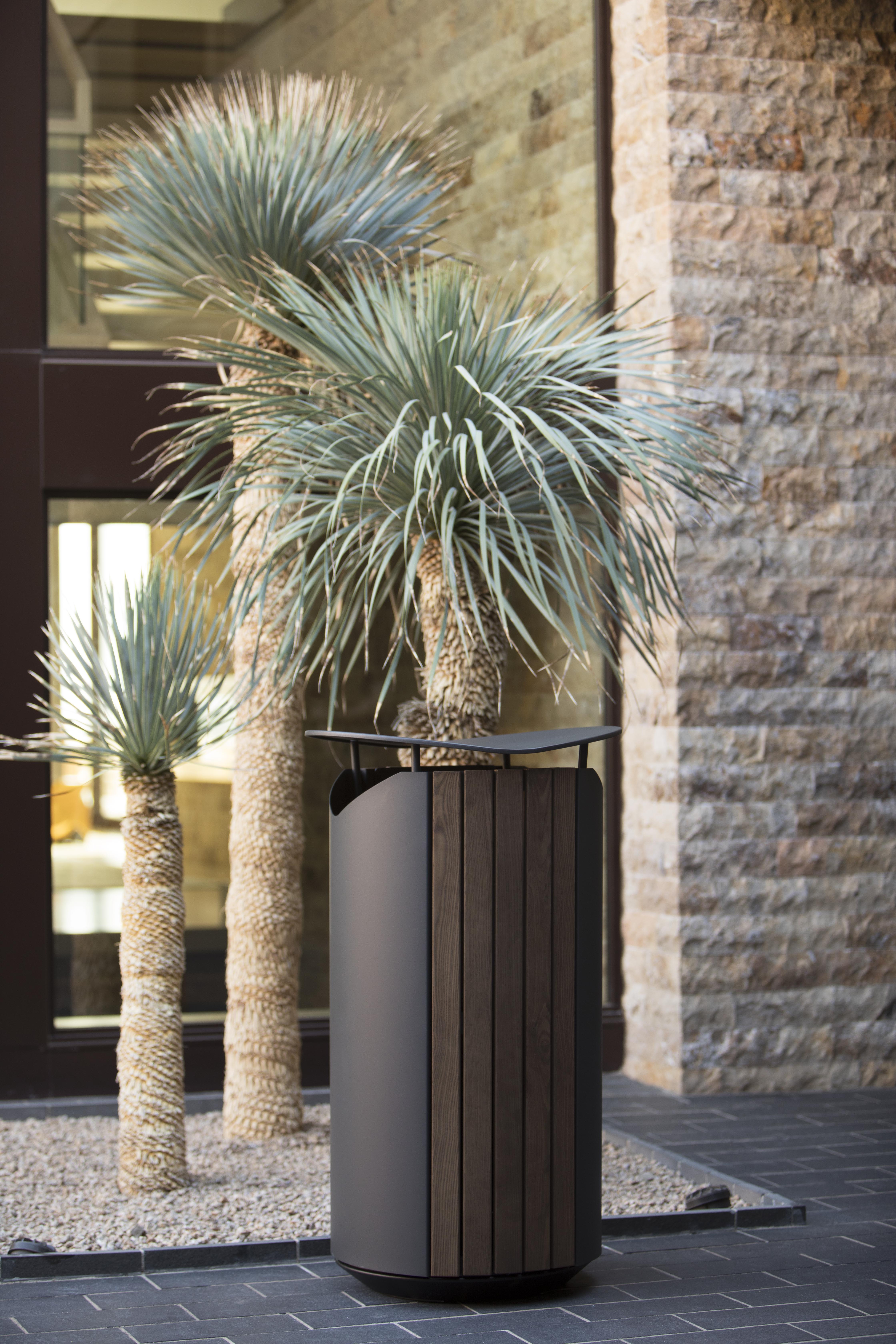 Generation 50 Litter Bin