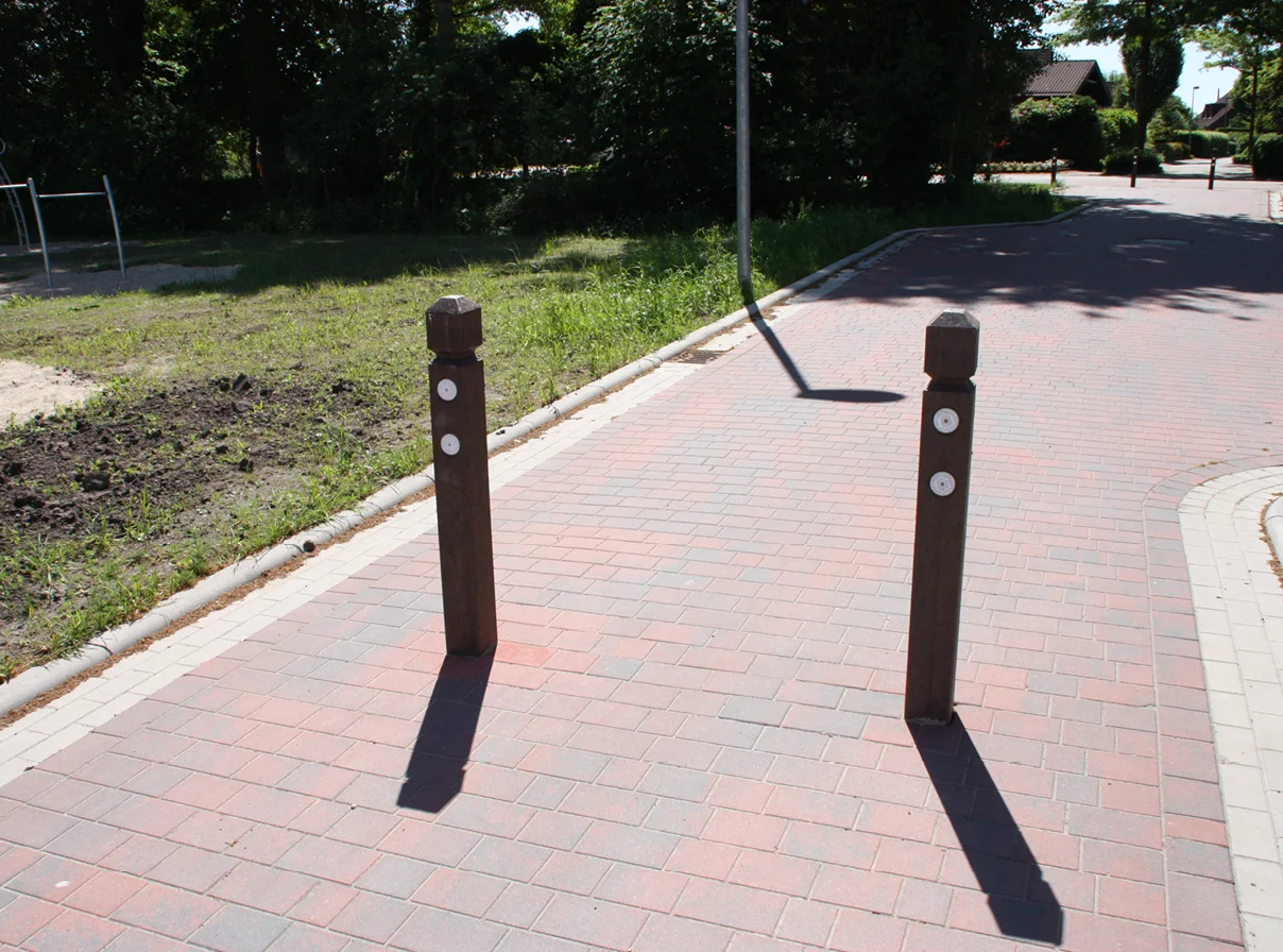 Pyramid Bollard