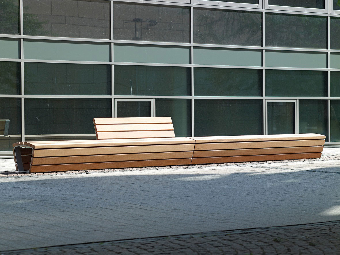 Cado Corpus Seating